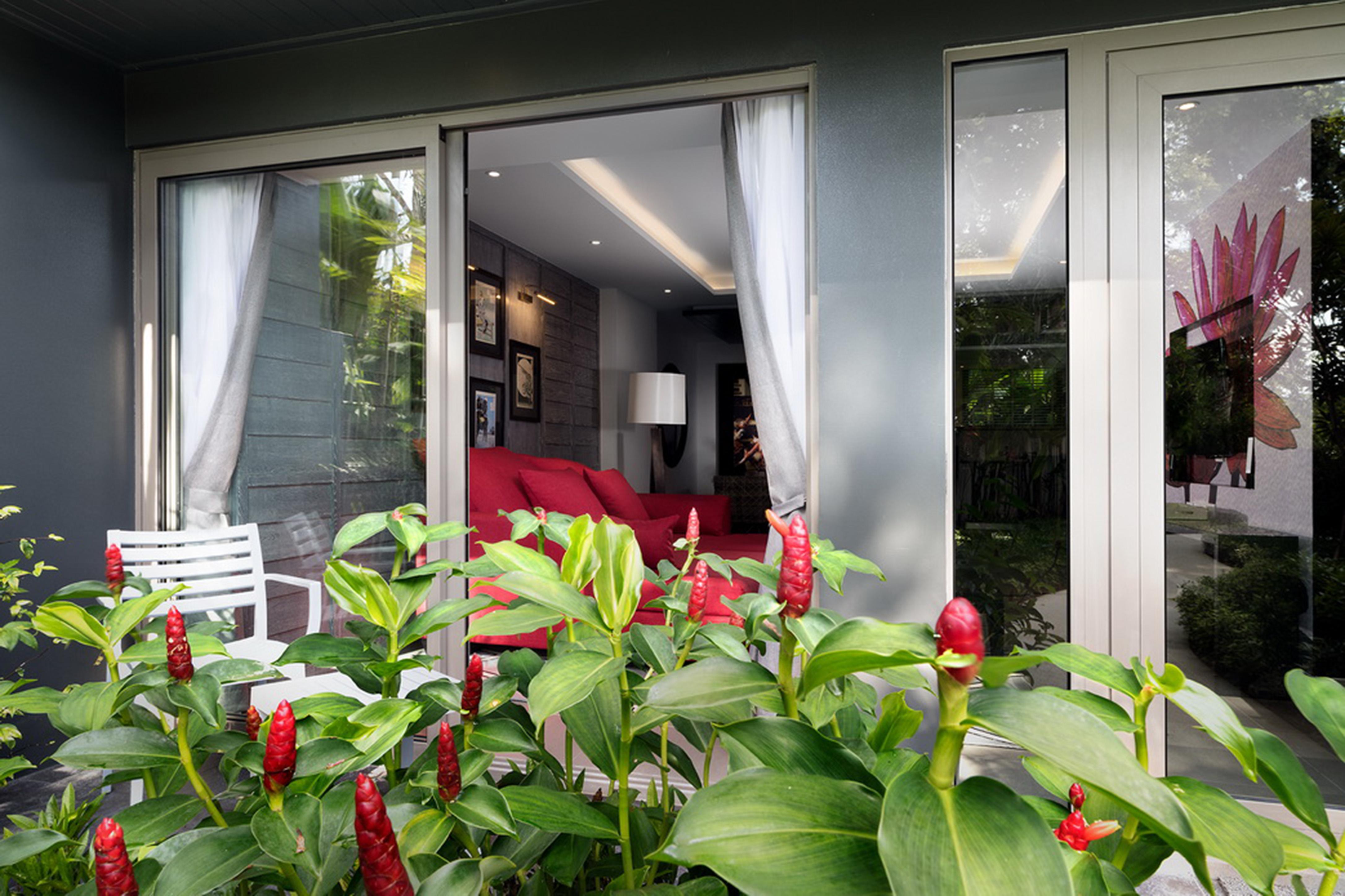 The Pavilions Phuket (Adults Only) Bang Tao Beach  Zewnętrze zdjęcie A view of the living room from the balcony