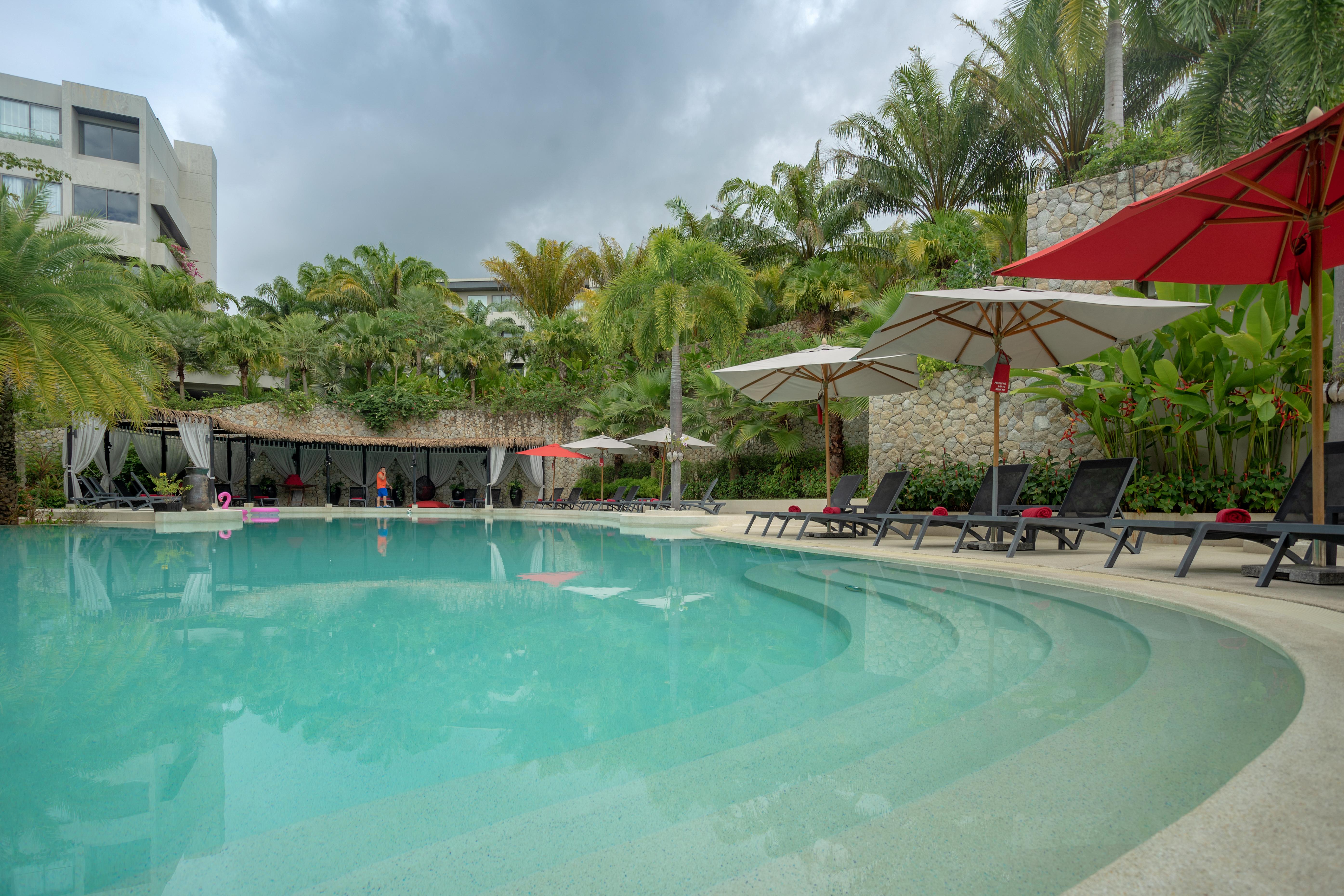 The Pavilions Phuket (Adults Only) Bang Tao Beach  Zewnętrze zdjęcie The swimming pool at the hotel