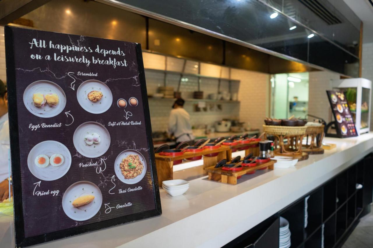 The Pavilions Phuket (Adults Only) Bang Tao Beach  Zewnętrze zdjęcie Breakfast at the hotel